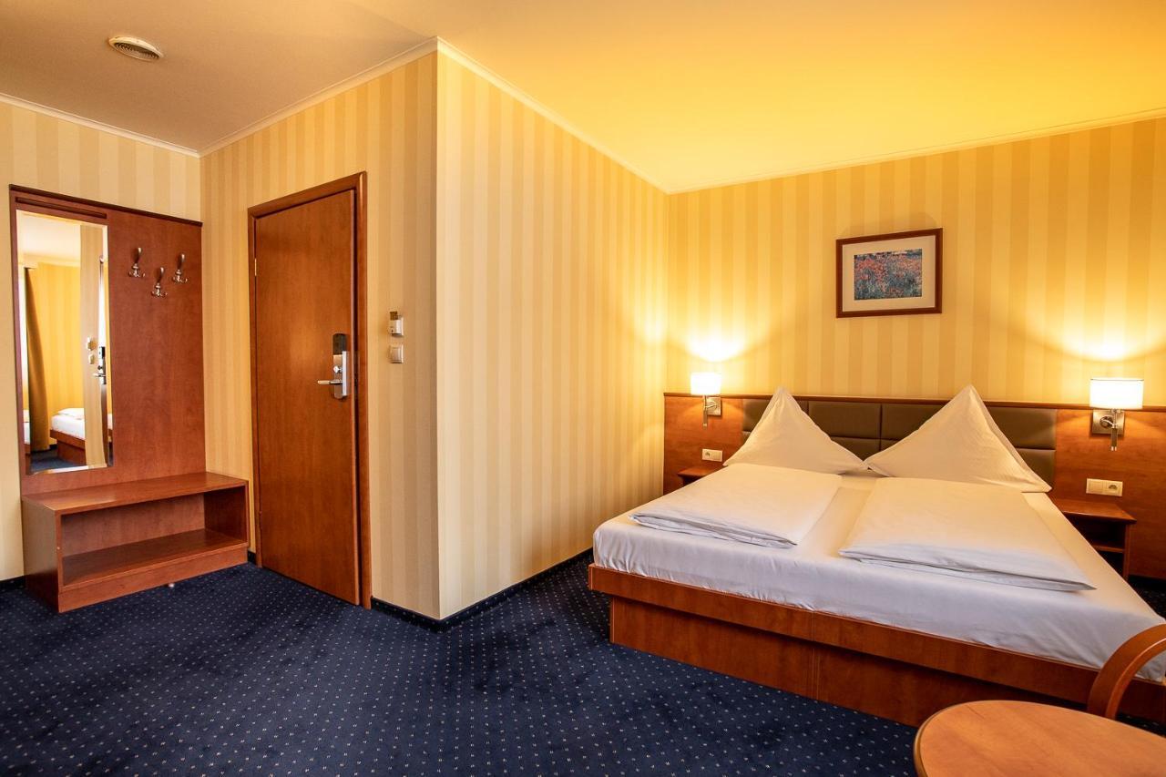 Business Hotel Vega Wrocław Exterior foto
