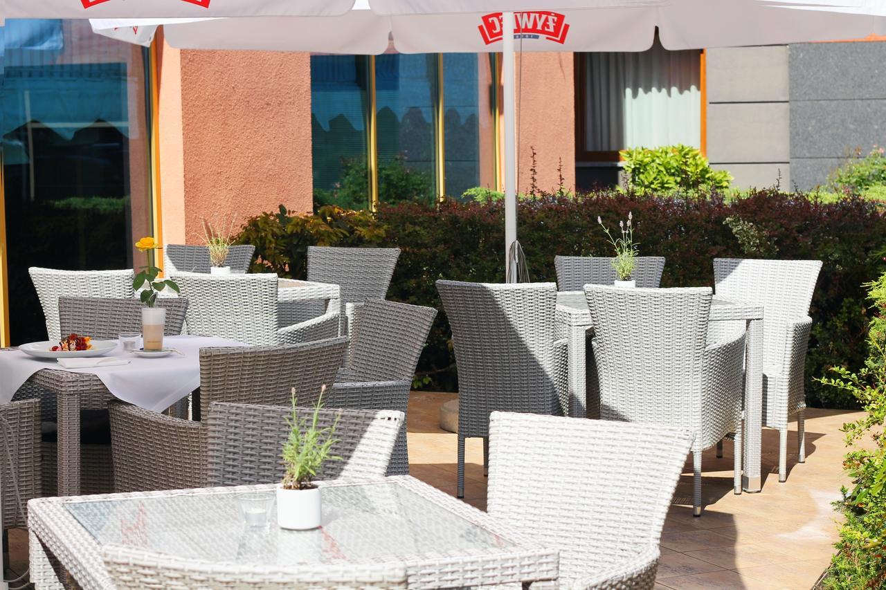 Business Hotel Vega Wrocław Exterior foto